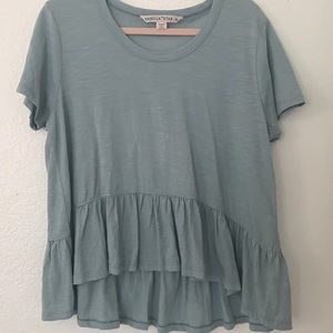 High-low shirt sleeve top